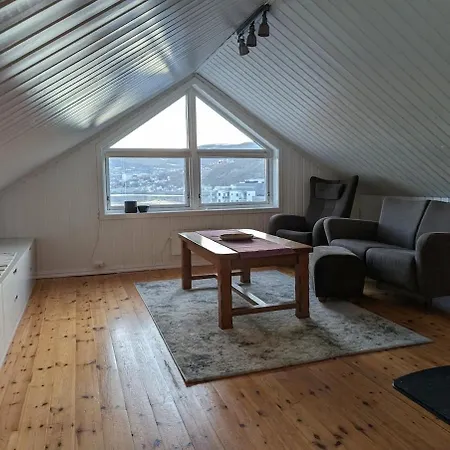 Centrally Located In Lejlighed